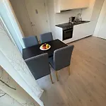 Lisas Apartment, Private New 1 Bedroom And 1 Living With Sofa Bed And Big Windows, Share With Nobody オスロ