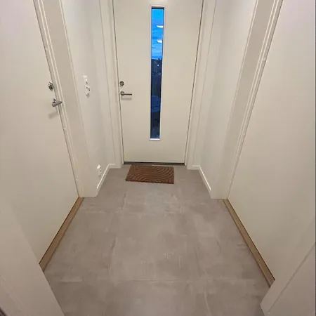 Appartamento Lisas Apartment, Private New 1 Bedroom And 1 Living With Sofa Bed And Big Windows, Share With Nobody