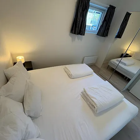 Lisas Apartment, Private New 1 Bedroom And 1 Living With Sofa Bed And Big Windows, Share With Nobody, No Parties オスロ