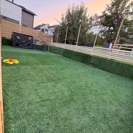 アパート Lisas Apartment, Private New 1 Bedroom And 1 Living With Sofa Bed And Big Windows, Share With Nobody, No Parties オスロ