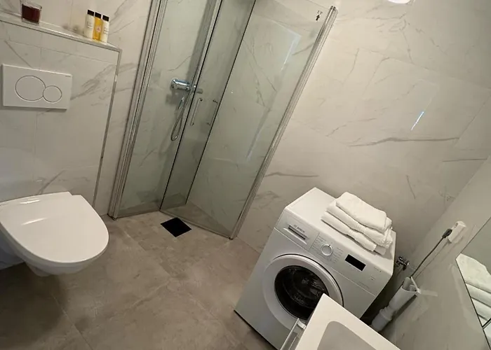 Lisas Apartment, Private New 1 Bedroom And 1 Living With Sofa Bed And Big Windows, Share With Nobody * Oslo